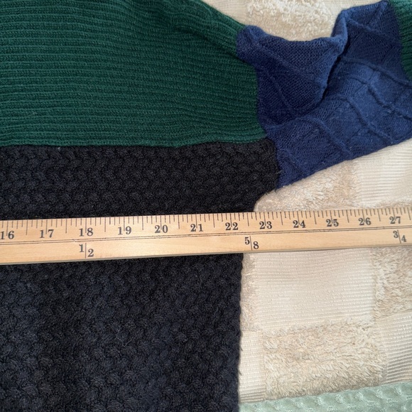 Vineyard Vines Women’s Patchwork Mock Neck Sweater Merino Wool Oversized M - Picture 2 of 4